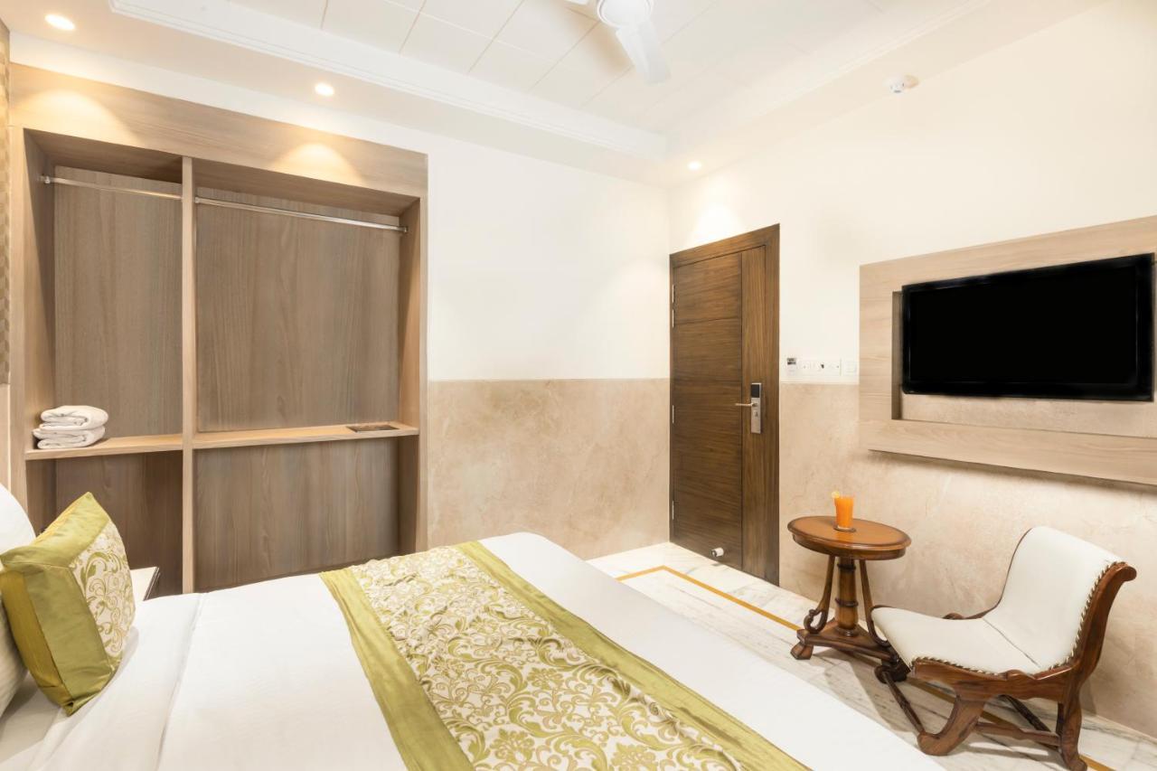 Hotel Star By Star Group- Near Delhi Airport New Delhi Eksteriør bilde