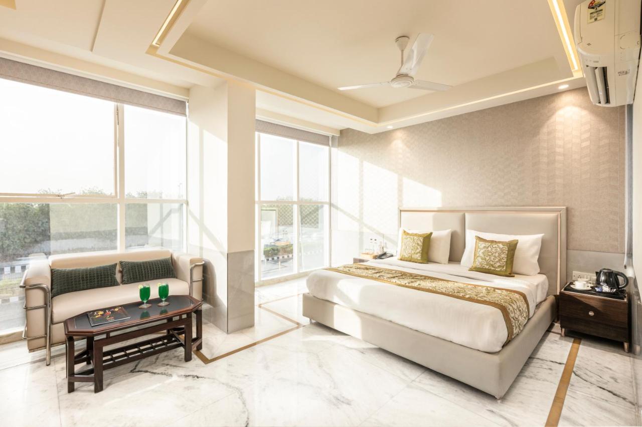 Hotel Star By Star Group- Near Delhi Airport New Delhi Eksteriør bilde