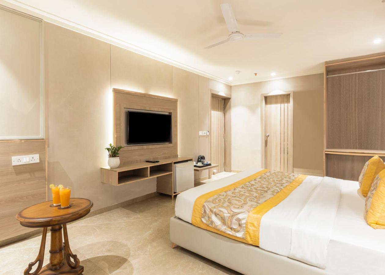 Hotel Star By Star Group- Near Delhi Airport New Delhi Eksteriør bilde