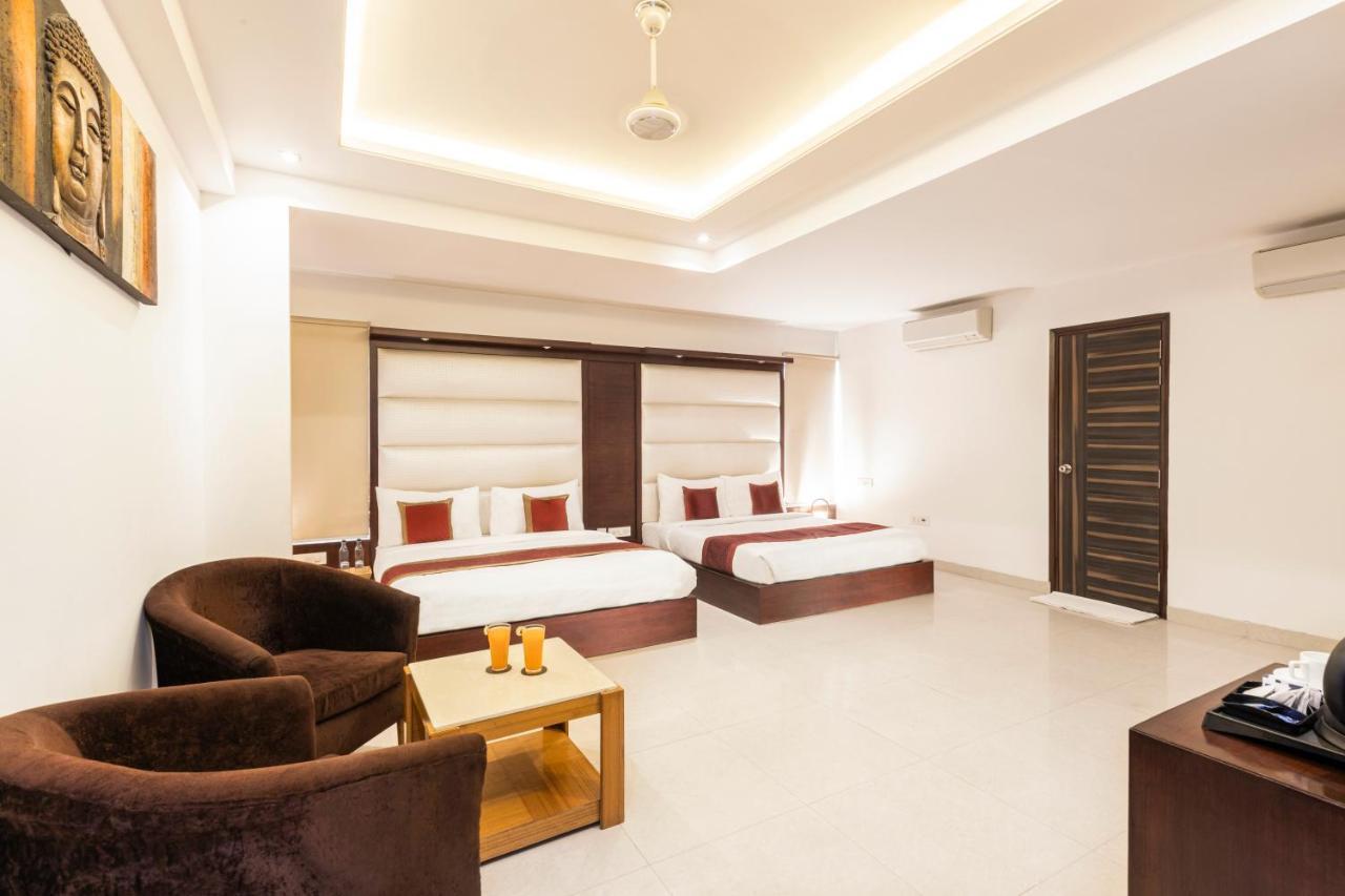 Hotel Star By Star Group- Near Delhi Airport New Delhi Eksteriør bilde