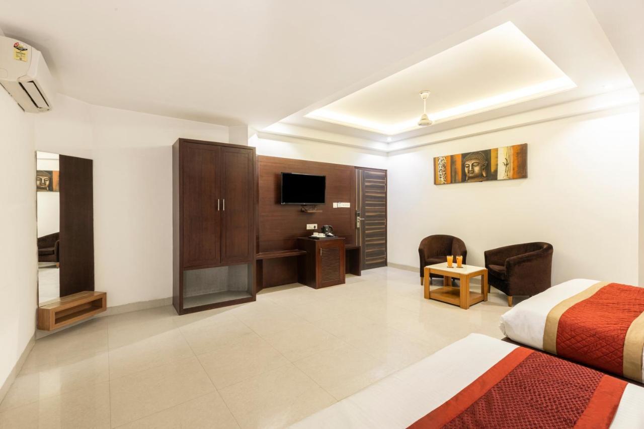 Hotel Star By Star Group- Near Delhi Airport New Delhi Eksteriør bilde