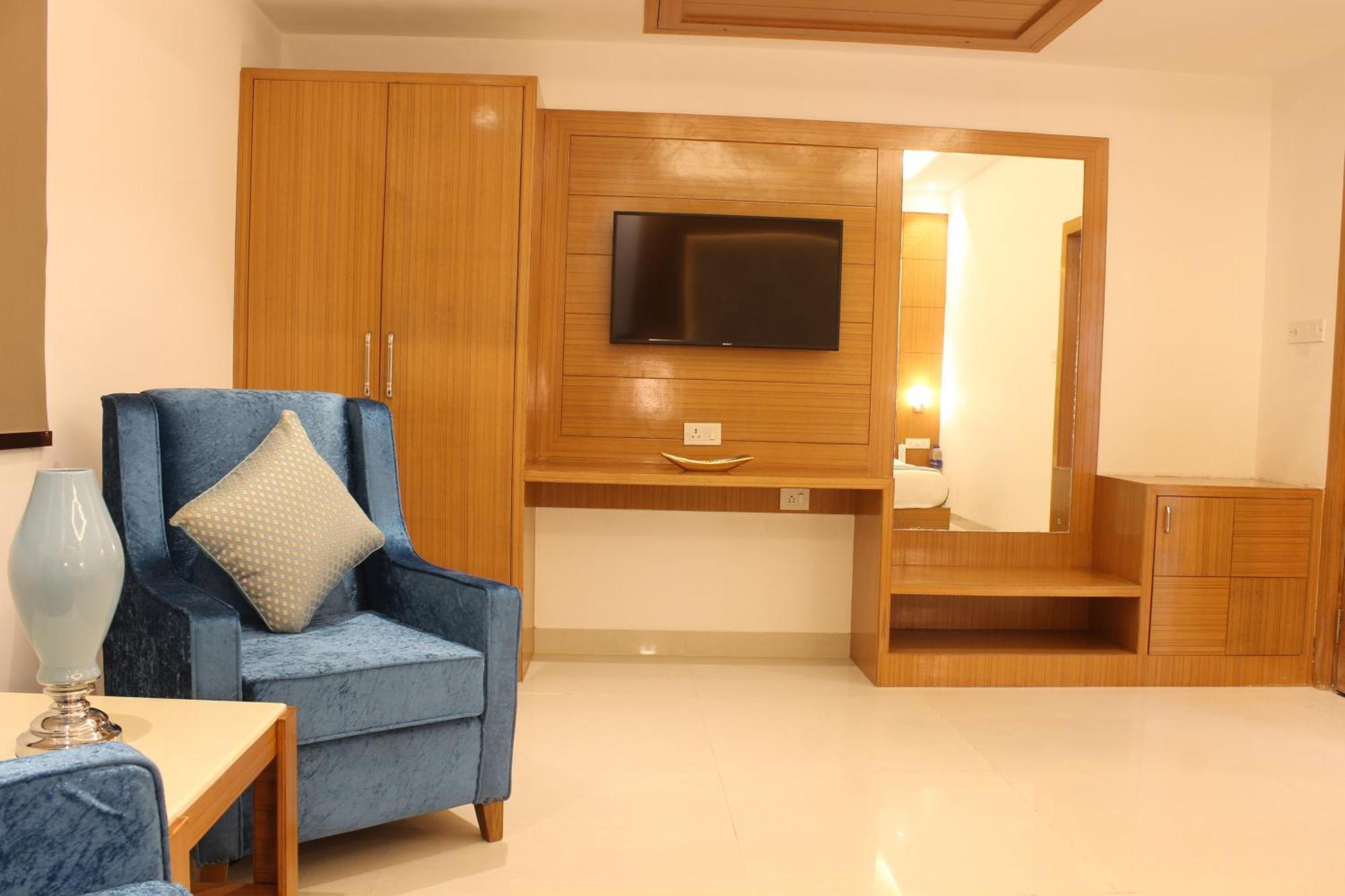 Hotel Star By Star Group- Near Delhi Airport New Delhi Eksteriør bilde