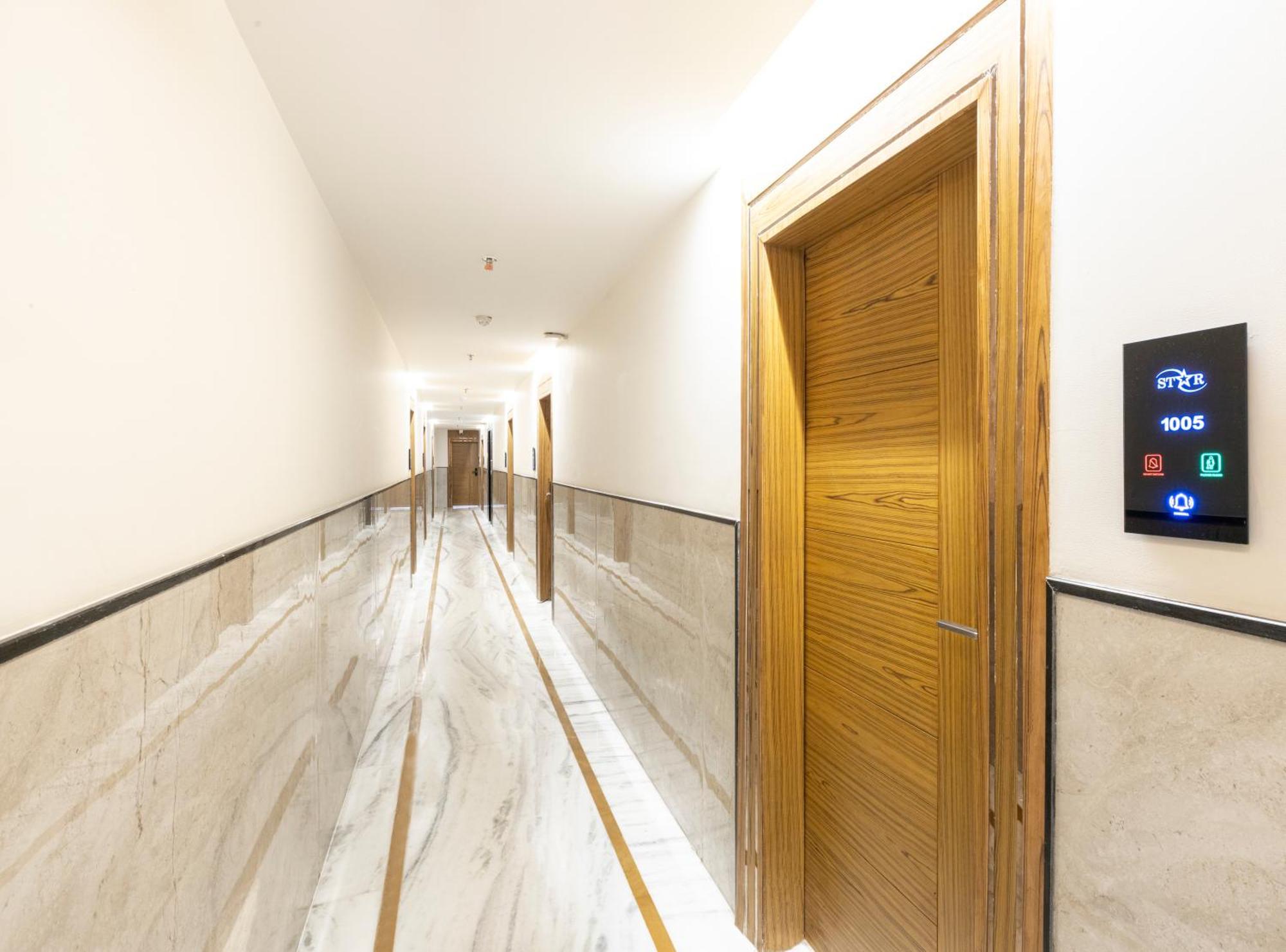 Hotel Star By Star Group- Near Delhi Airport New Delhi Eksteriør bilde