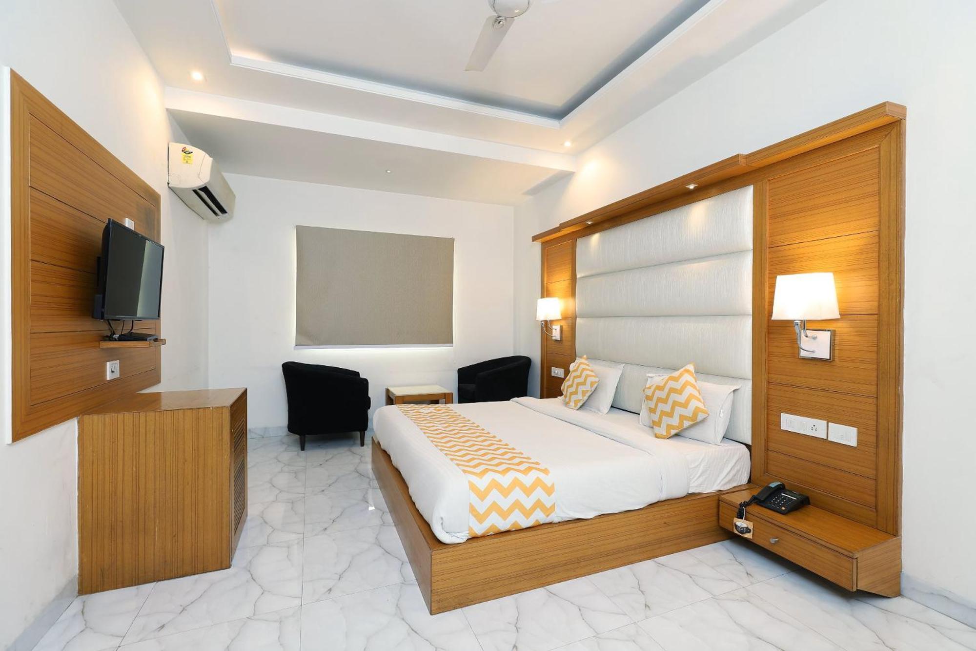 Hotel Star By Star Group- Near Delhi Airport New Delhi Eksteriør bilde