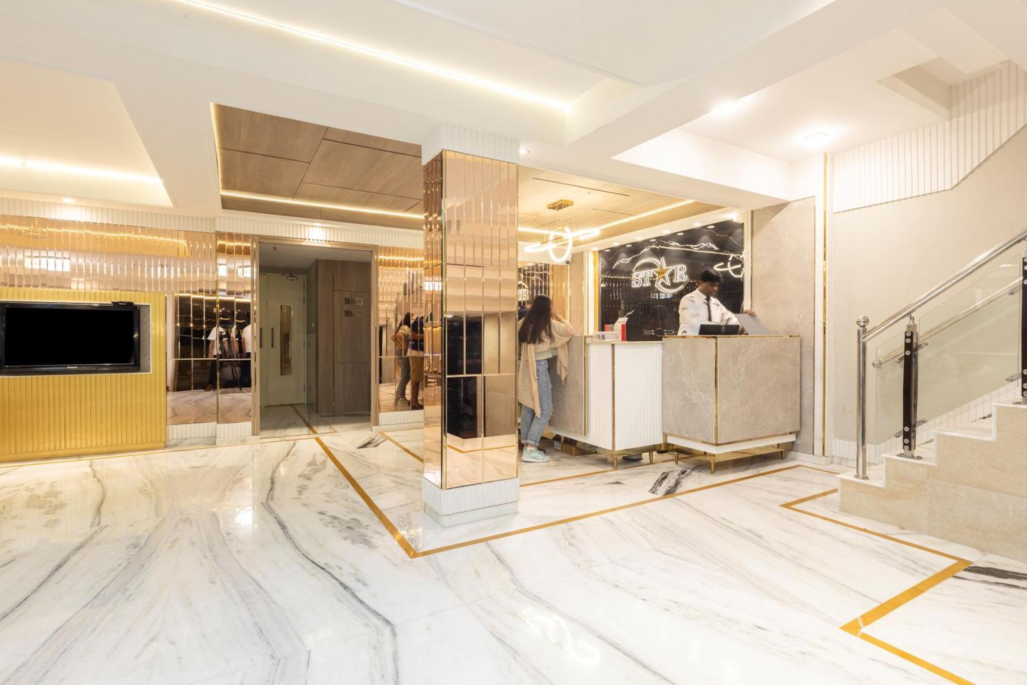Hotel Star By Star Group- Near Delhi Airport New Delhi Eksteriør bilde
